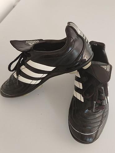 Kopačke: Adidas kopačke za fudbal – broj 38 klasičan model u crnoj boji sa — 1