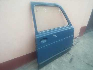 Auto delovi: Vrata desna Lada 2131 Niva. Polovno, ocuano. Skinuto sa rastavljenog — 2