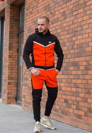 Trenerke: Veličine M L XL XXL veličine za samo 4400 din na lalafo.rs — 4 Trenerke: Veličine M L XL XXL veličine za samo 4400 din — 4