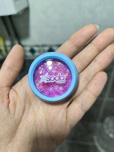 makyaj: ✨ SODA CHAN çəhrayı glitter satılır! 💗 🌸 Parlaq çəhrayı rəng və — 1