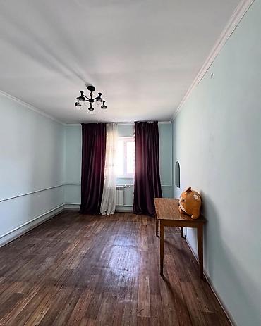 Продажа коттеджей и домов: 🏡🌳 Продается дом в селе Кой-Таш 📍 Локация: ул.Дербишалиева 17 (2 — 5