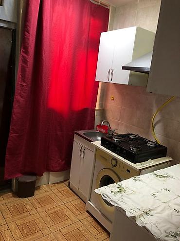 Mənzillər: Sahil metrosu, 3 mertebenin 1-ci mertebesi, 2otaq. Ayliq kiraye — 4