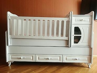 Beşiklər: Uşaq beşiyi və komodlu-transformer model - Rəng: ağ, klassik — 1
