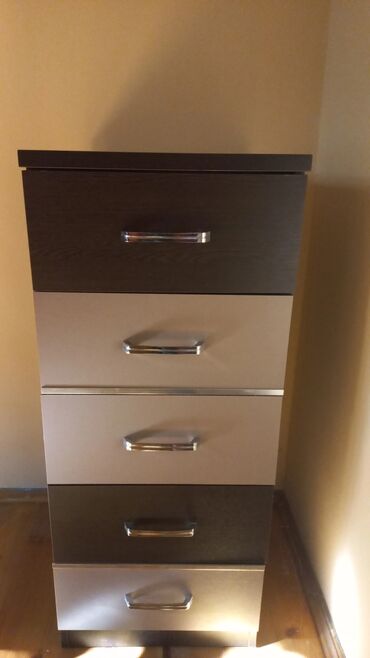 Matraslar: Yeni, Güzgüsüz