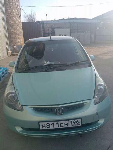 Honda: Honda Fit: 2001 г., 1.3 л, Автомат, Бензин, Хэтчбэк