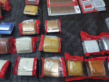 аксессуары для серверных шкафов delta electronics: Бесплатная доставка, Новый