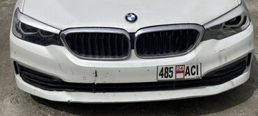 Бамперы: Передний Бампер BMW 2018 г., Б/у, цвет - Белый, Оригинал