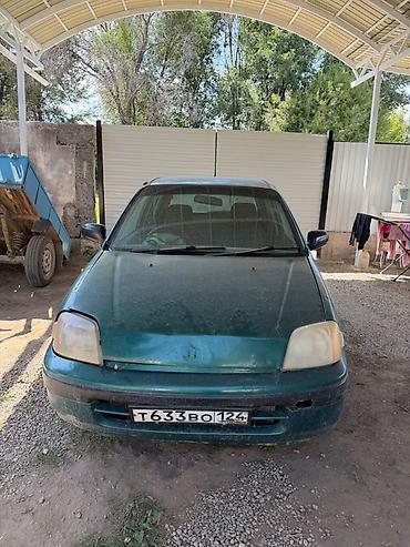 тунуке бу: Honda Logo: 1998 г., 1.3 л, Вариатор, Бензин, Хетчбек — 1