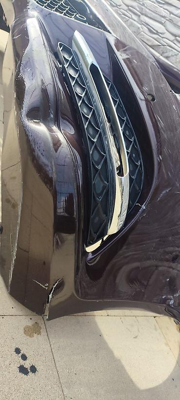 mercedes benz 208 d: Ön, Mercedes-Benz W204, 2011 il, Almaniya — 4