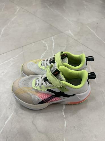 leinidina обувь: Детские кроссовки Li-Ning в ярком спортивном дизайне. Выполнены в — 1