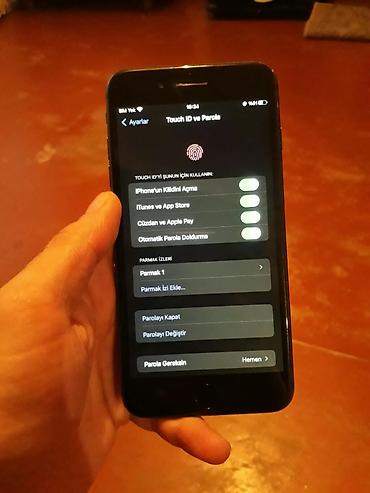 iphone 8 ikinci əl: IPhone 8 Plus, 64 GB, Qara, Barmaq izi — 3