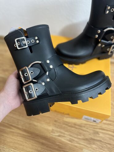 mou crne cizme: Ankle boots, 36
