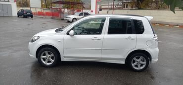 forester 2003: Mazda Demio: 2003 г., 1.3 л, Автомат, Бензин, Универсал