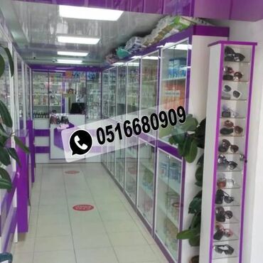 Sifarişlə kosmetika üçün vitrinlər: Vitrin mebeli sifarişi — 22