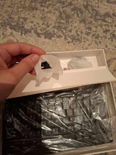 Digər planşetlər: CCIT A105W planşet - Ekran: 10.1" IPS - Əməliyyat sistemi: Android — 7