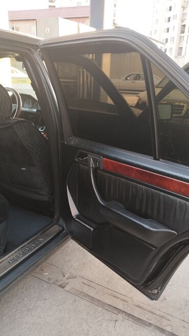 Mercedes-Benz: Mercedes-Benz W124: 1990 г., 2.3 л, Механика, Бензин, Седан — 7