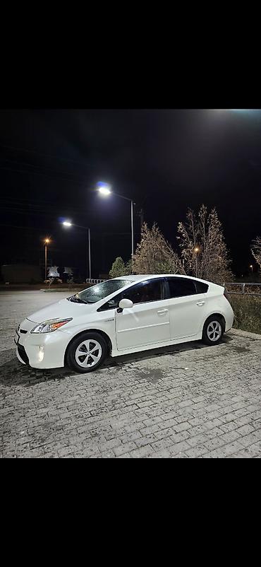 Toyota: Toyota Prius: 2015 г., 1.8 л, Автомат, Гибрид, Лифтбек — 5