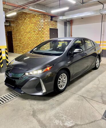 тайота приус гибрид: Toyota Prius: 2019 г., 1.8 л, Автомат, Электромобиль