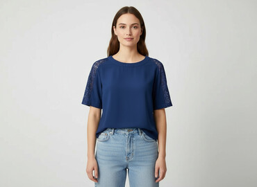 bluzki pod marynarkę plus size: Жіноча блуза, розмір S
