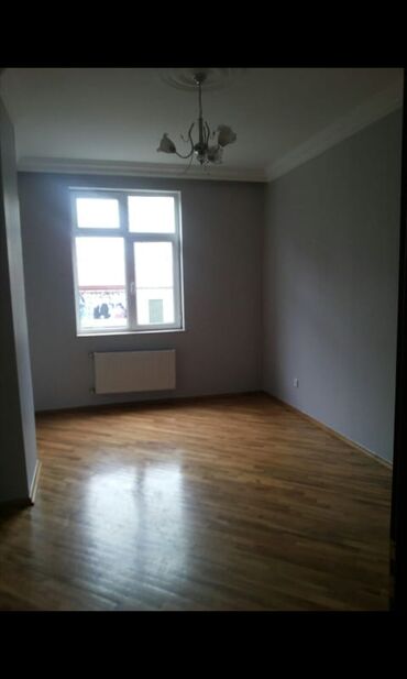 Ofislər: Zərdabi küçəsi ev 71a binasındakı mənzil satılır. Qələbə dairəsi, Bakü — 18