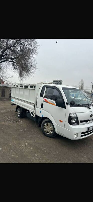 растаможка грузовых авто в кыргызстане: Porter, Көчүү, эмеректерди көчүрүү, Шаар ичинде, Регион боюнча, Өлкө боюнча, жүк ташуучу жумушчусу менен