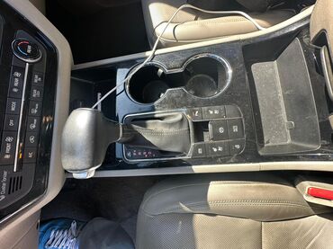 Kia: Kia Carnival: 2018 г., Автомат, Дизель, Минивэн — 4