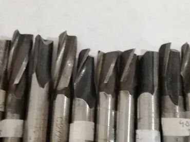 Ostali uređaji: Glodalo 12mm, 13mm, 13,5mm Glodalo sa dimenzijama mm, pogodno za — 14