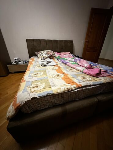 кровать: 2 təknəfərlik çarpayı, 2 tumba, Türkiyə, İşlənmiş