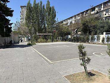 binəgədi: Bakı, 8-ci mikrorayon, 2 otaqlı, Köhnə tikili, m. Azadlıq Prospekti, 40 kv. m — 3