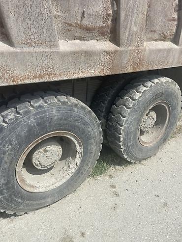 09 maşın: Ağır yük daşıma üçün dump maşını (samossval), 6x4 konfiqurasiyalı — 1