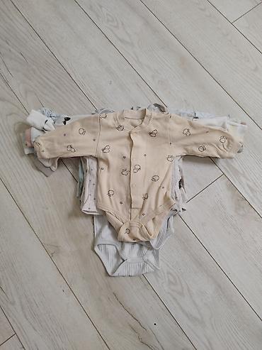 Другие детские вещи: Продам детские вещи с рождения до 1–1,5 лет. Вещи в хорошем состоянии at lalafo.kg — 3 Другие детские вещи: Продам детские вещи с рождения до 1–1,5 лет. Вещи в хорошем состоянии — 3