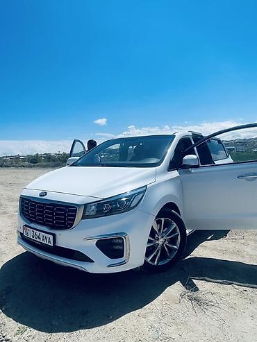 44 2: Kia Carnival: 2019 г., Минивэн — 1
