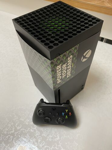 хбох оне с: Продаю Xbox очень срочно!!! Она почти