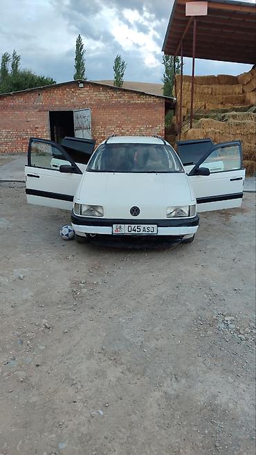 рендер: Volkswagen Passat Variant: 1991 г., 1.8 л, Механика, Бензин, Универсал — 1