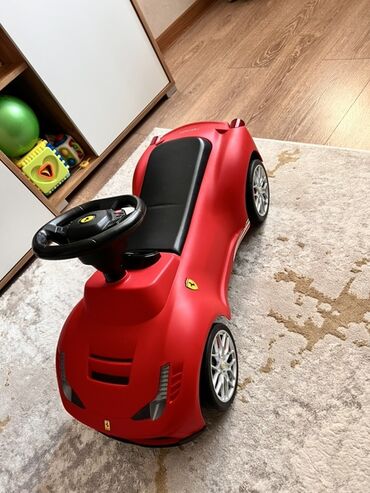 герой на прокат: Каталка-машинка Ferrari для детей. Длина 65, ширина 25, и высота 20