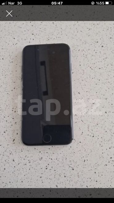 Apple iPhone: IPhone 7, 32 GB, Qara