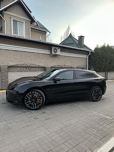 Zeekr: Zeekr 001: | 2023 г. Седан — 2