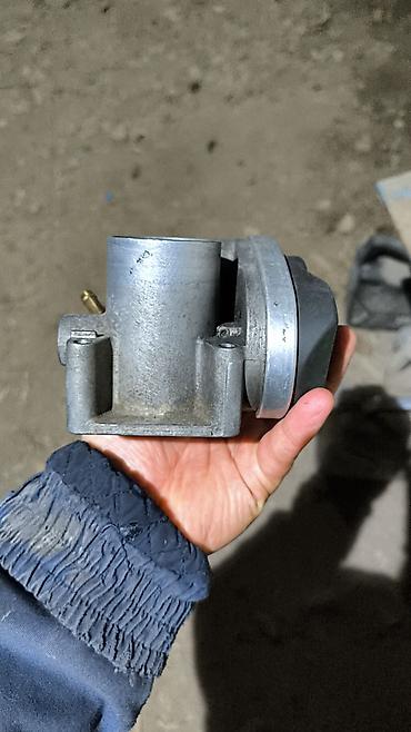 Дроссельная заслонка на гольф 4 объем 1,6 рабочая в хорошем — 7