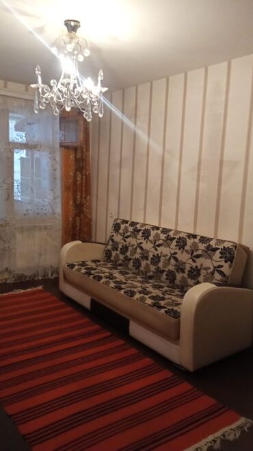 zaqatala kiraye ev: Xalqlar metrosuna yaxin 5/2 mertebesinde 1 otaqli ev 400 azn ev 2