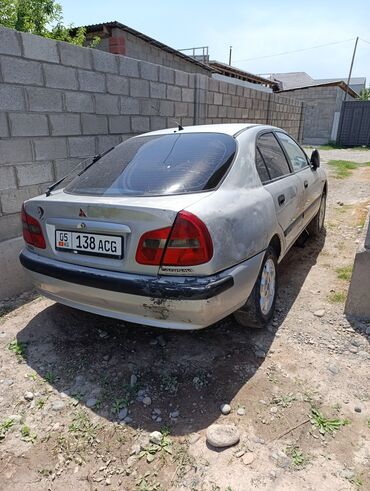 запчасть на мерс 814: Mitsubishi Carisma: 2001 г., 1.8 л, Автоматические, Бензин, Хэтчбэк