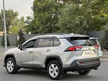 жак бу: Toyota RAV4: 2021 г., 2.5 л, Автомат, Гибрид, Кроссовер — 6