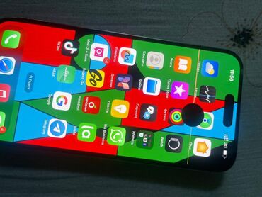 8 про: IPhone 14 Pro Max, Б/у, 256 ГБ, Серебристый, Чехол, 56 %