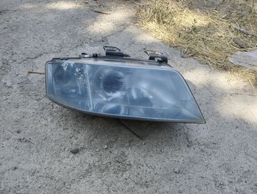дополнительное освещение на авто: Передняя правая фара Audi 2000 г., Б/у, Аналог