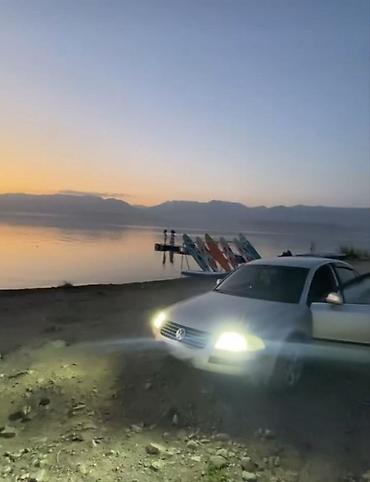 Унаа сатуу: Volkswagen Passat: 2002 г., 2 л, Кол менен иштөөчү, Бензин, Седан — 5