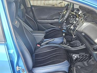 jet auto: Honda Jazz: 2009 г., 1.4 л, Механика, Бензин, Хэтчбэк — 8