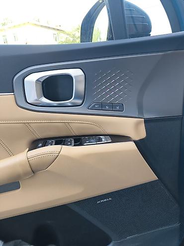 one stop: Kia Sorento: 2021 г., 1.6 л, Автомат, Гибрид — 9