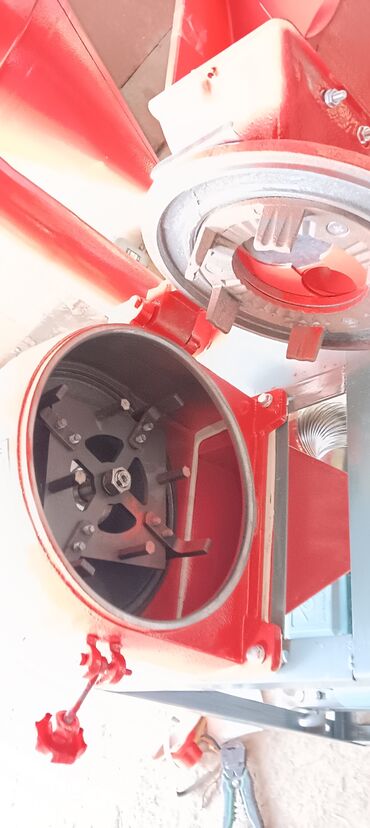 Кормодробилки: Дроблика корма — 5