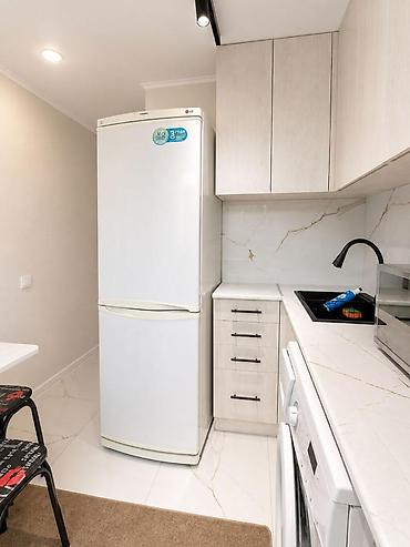Продажа квартир: 2 комнаты, 42 м², 6 мкр 104 серия, 4 этаж, Дизайнерский ремонт — 7