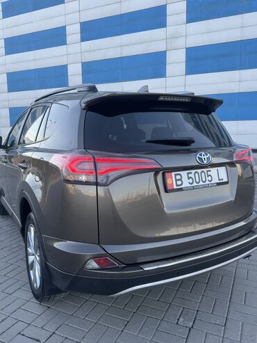 Toyota: Toyota RAV4: 2017 г., 2.5 л, Вариатор, Гибрид, Кроссовер — 10