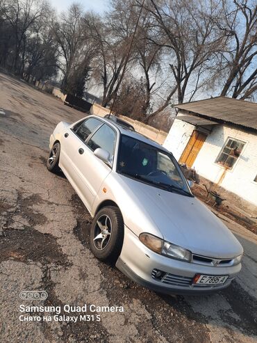 машина за 40000: Mitsubishi Lancer: 1993 г., 1.6 л, Механика, Бензин, Седан